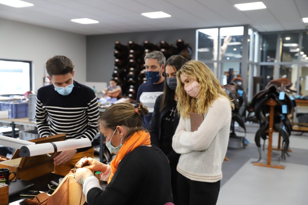 Explication de la fabrication d'une selle Antarès Sellier