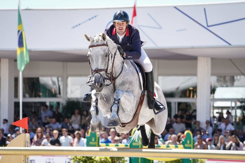 ANTARES RIDER GRAND NATIONAL