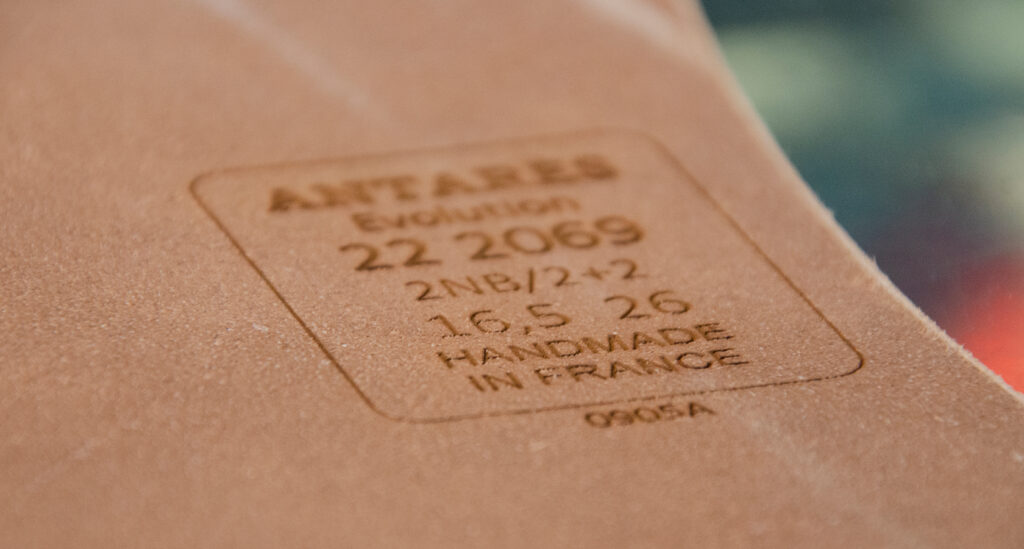 The leather customs saddle laser embossed certifies the quality and authenticity